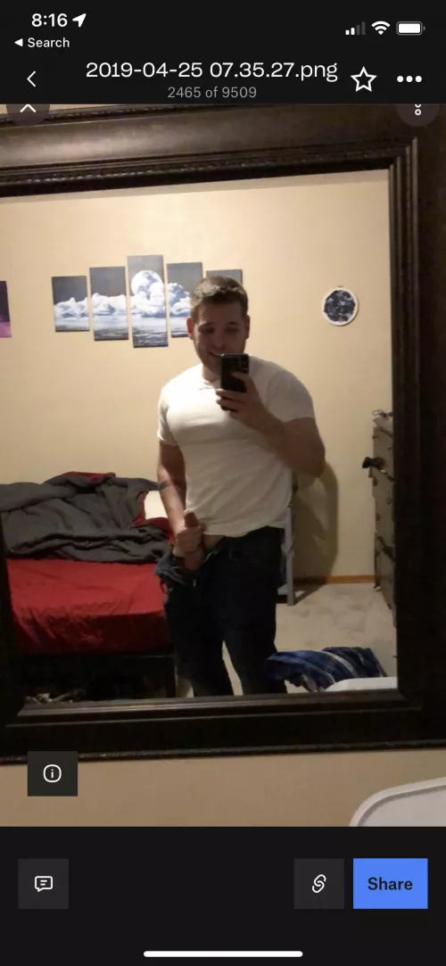 Let’s explore this bed together 😏