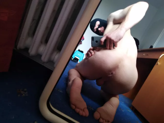 Let's play some dirty games 😈! (23, GAY) The LINK is in my profile bio/description 😘