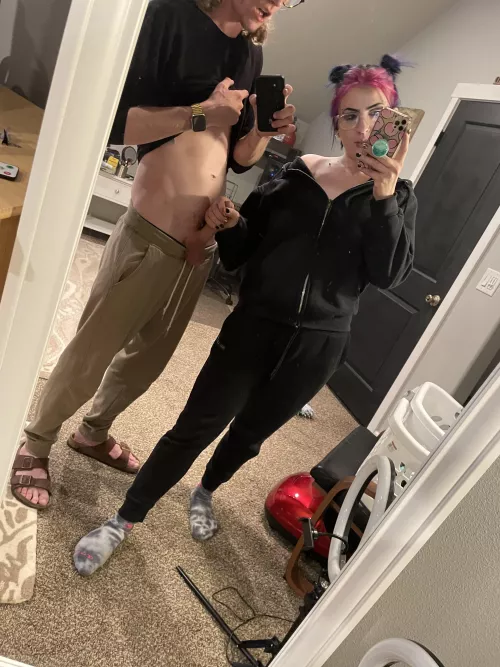 “Let’s take a selfie real quick!” [fm]