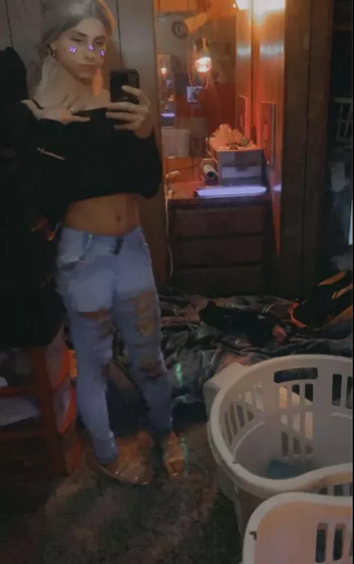 Lightning bad but I thought I looked cute 🥺🙈