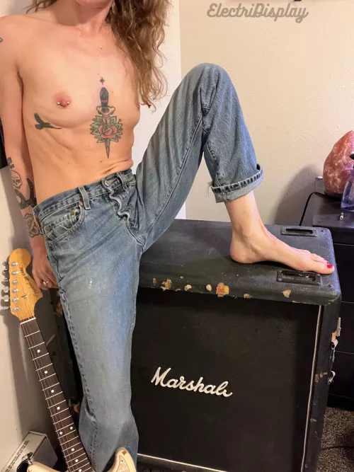 like topless rockers on a vintage Marshall?