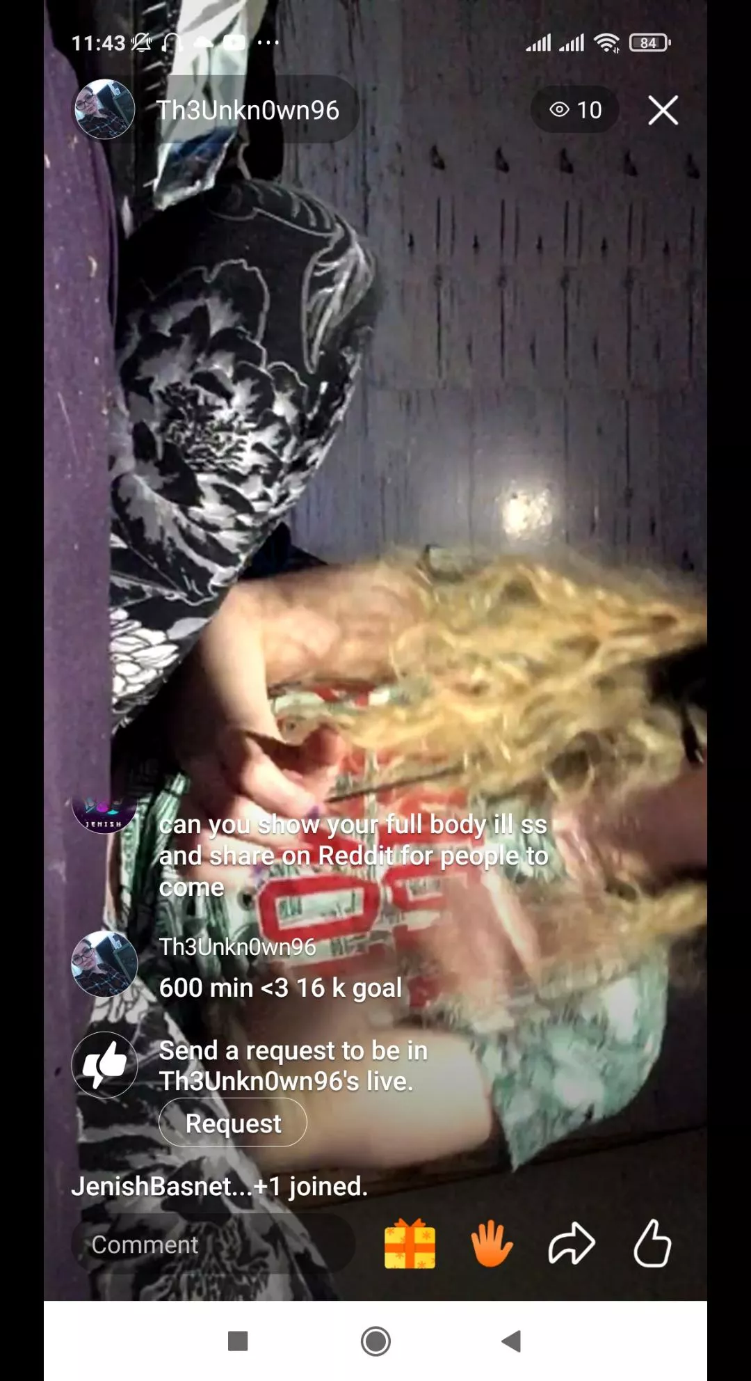 live showing