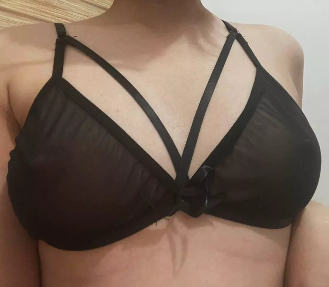 Look closely [f]
