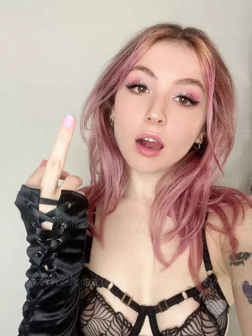 Look into my eyes… fall into my trap