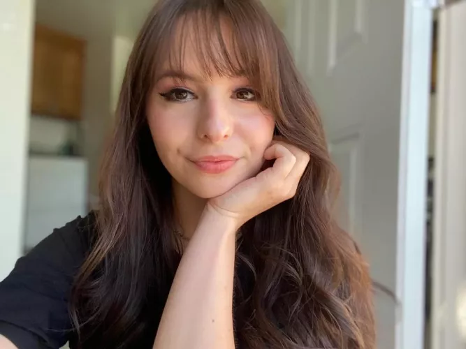 looking for a nice cock on my face kik in bio