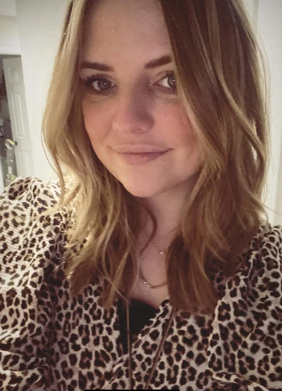 Looking for guys to tribute my cousins pretty face. She’s 28, Mormon and from Utah. (Clothed and face pics only) Dm me or kik: naughty.4.life Looking for guys to tribute my cousins pretty face. She’s 28, Mormon and from Utah. (Clothed and face pics only) Dm me or kik: naughty.4.life