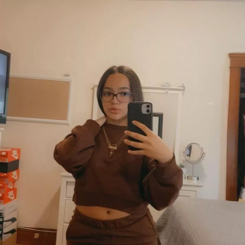 Looking for someone to feed me my crush, i’m screen ready. and will do anything you say. make me your cumslave. kik ~ sakuxluv Looking for someone to feed me my crush, i’m screen ready. and will do anything you say. make me your cumslave. kik ~ sakuxluv