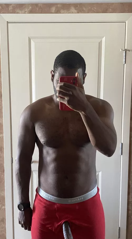 Looking to put the Red in Reddit…All I wanna know is who’s cumming with me🤪?!