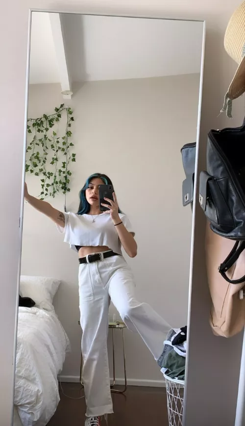 Love getting attention from strangers [F21] SELLER -> SC - miapiasn