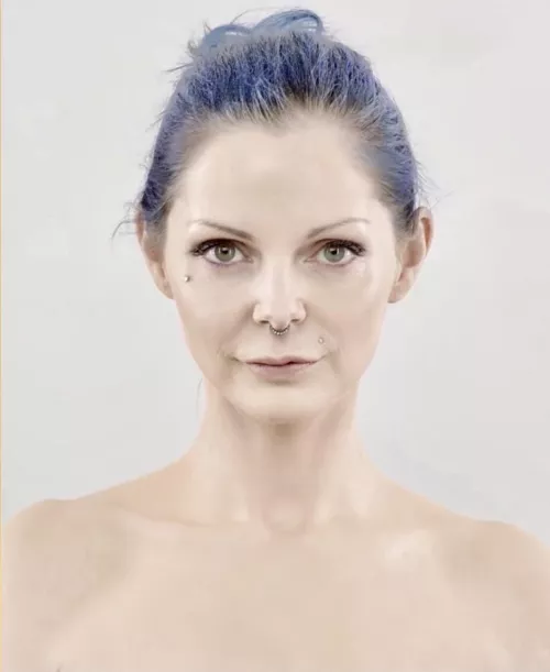 Love her without makeup