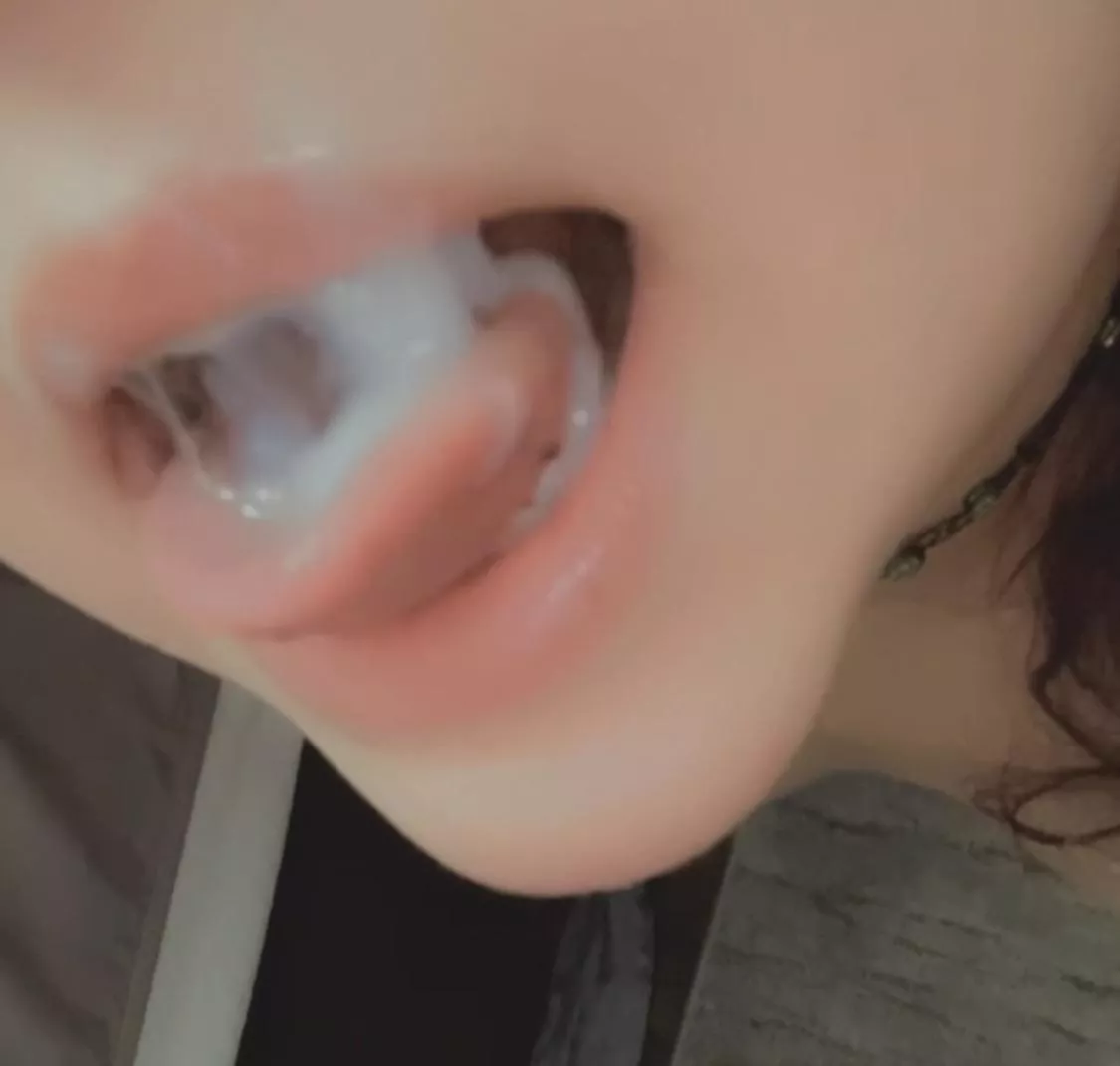 Love when I get a mouthful 👅