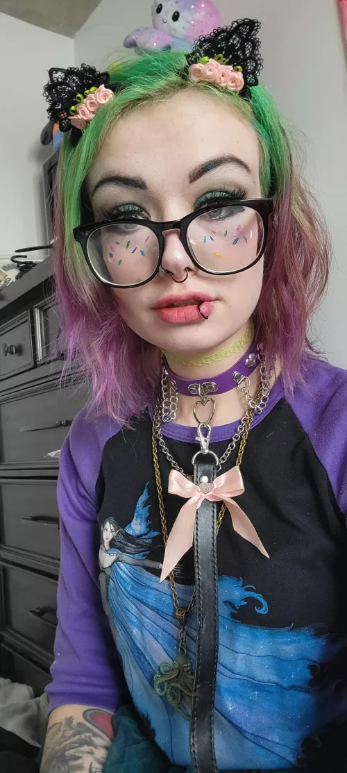 ðŸ¤ðŸ”Œ Luna Temptress ðŸ¦‡ðŸ–¤ at your service! Over 600 posts and over 11 hours of porn at your disposal! Watch this emo punk babe live out her dark fantasies which include: ~ Lesbian ~ B/G ~ BDSM ~ Impact play ~ POV ~ Threesums ~ Anal and more. ðŸ˜ˆð