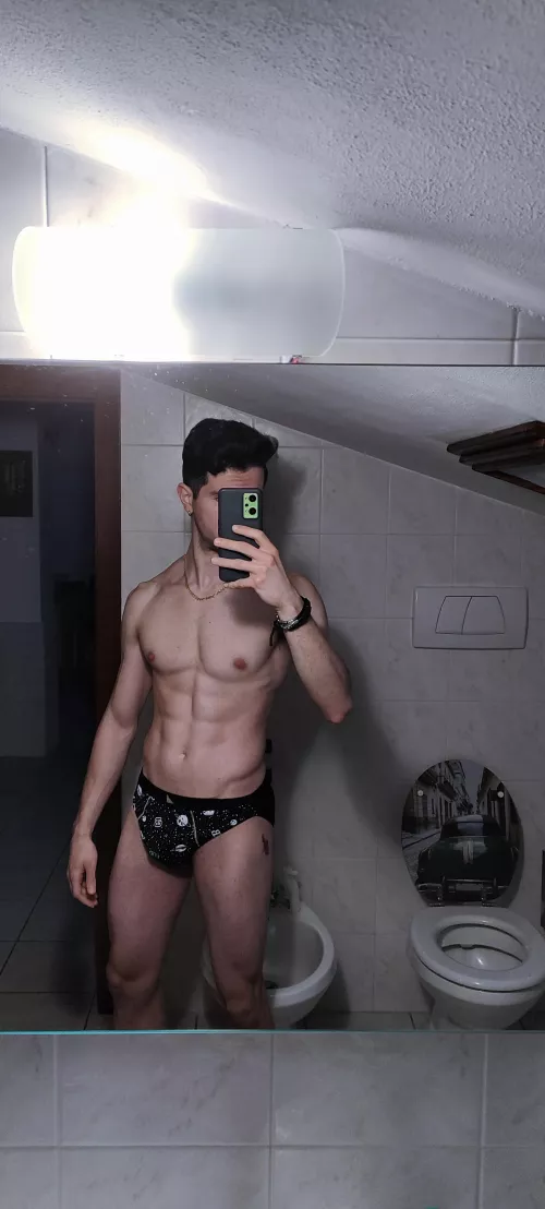 (m) 22, kinda curious 🧐..