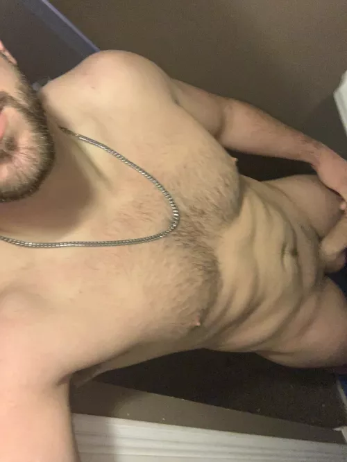 [m] 23 I hope you’re not to busy to come check me out👀😏