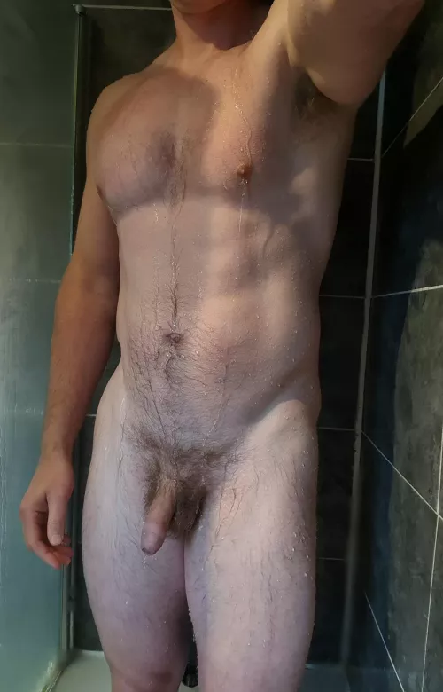 m 40 6'4 230lbs good morning