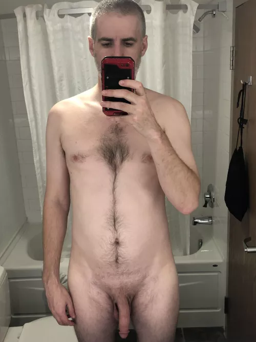 M 40, 6’6”, 190