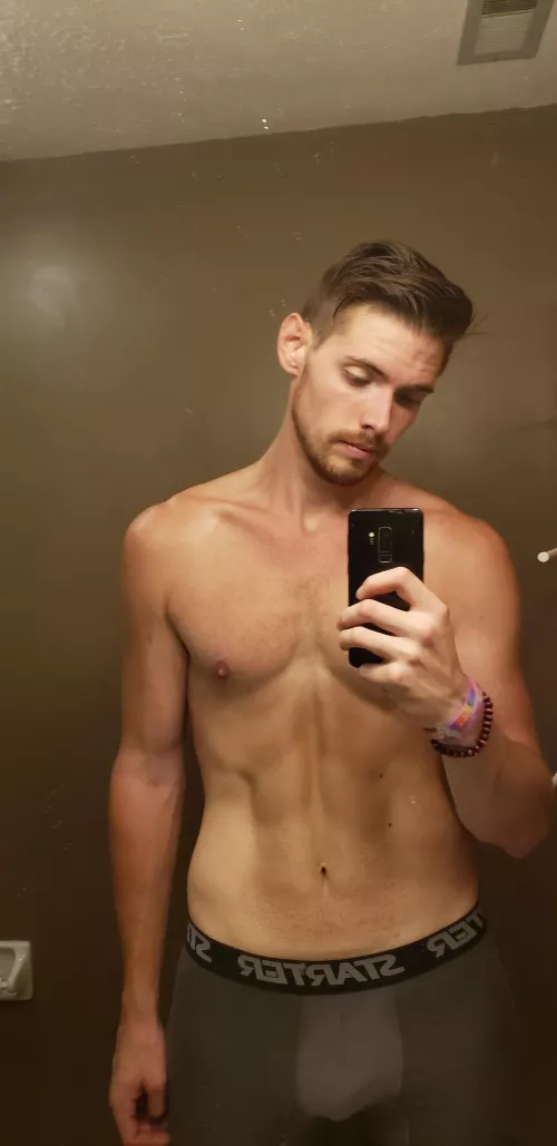 [M] gf broke up with me last night. What should I do?