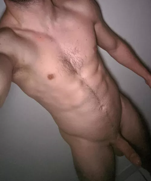(m) ready to party