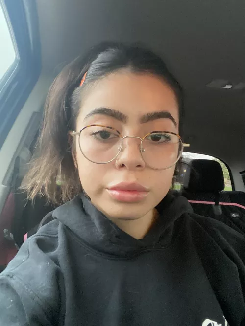 me and my dirty glasses 🤓