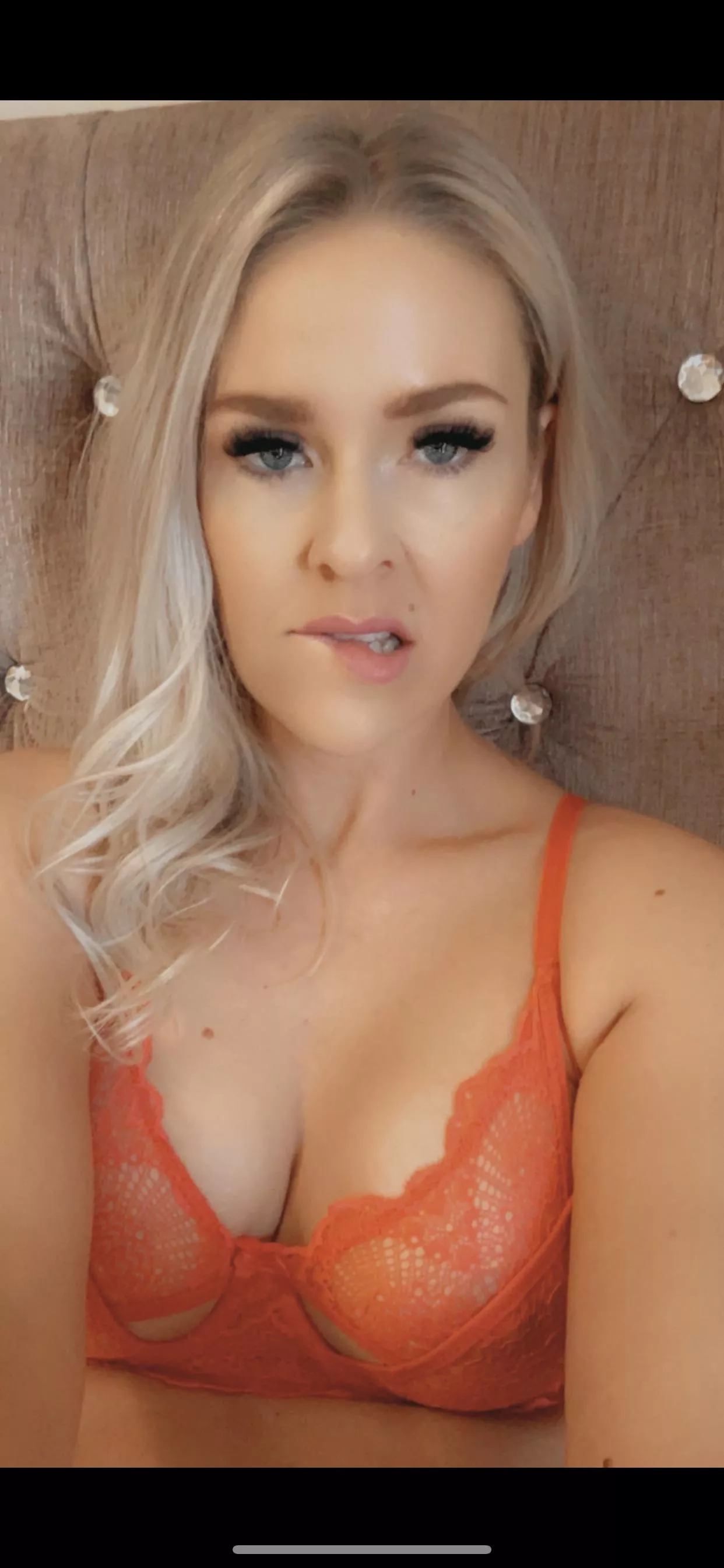 Milf Monday 💋