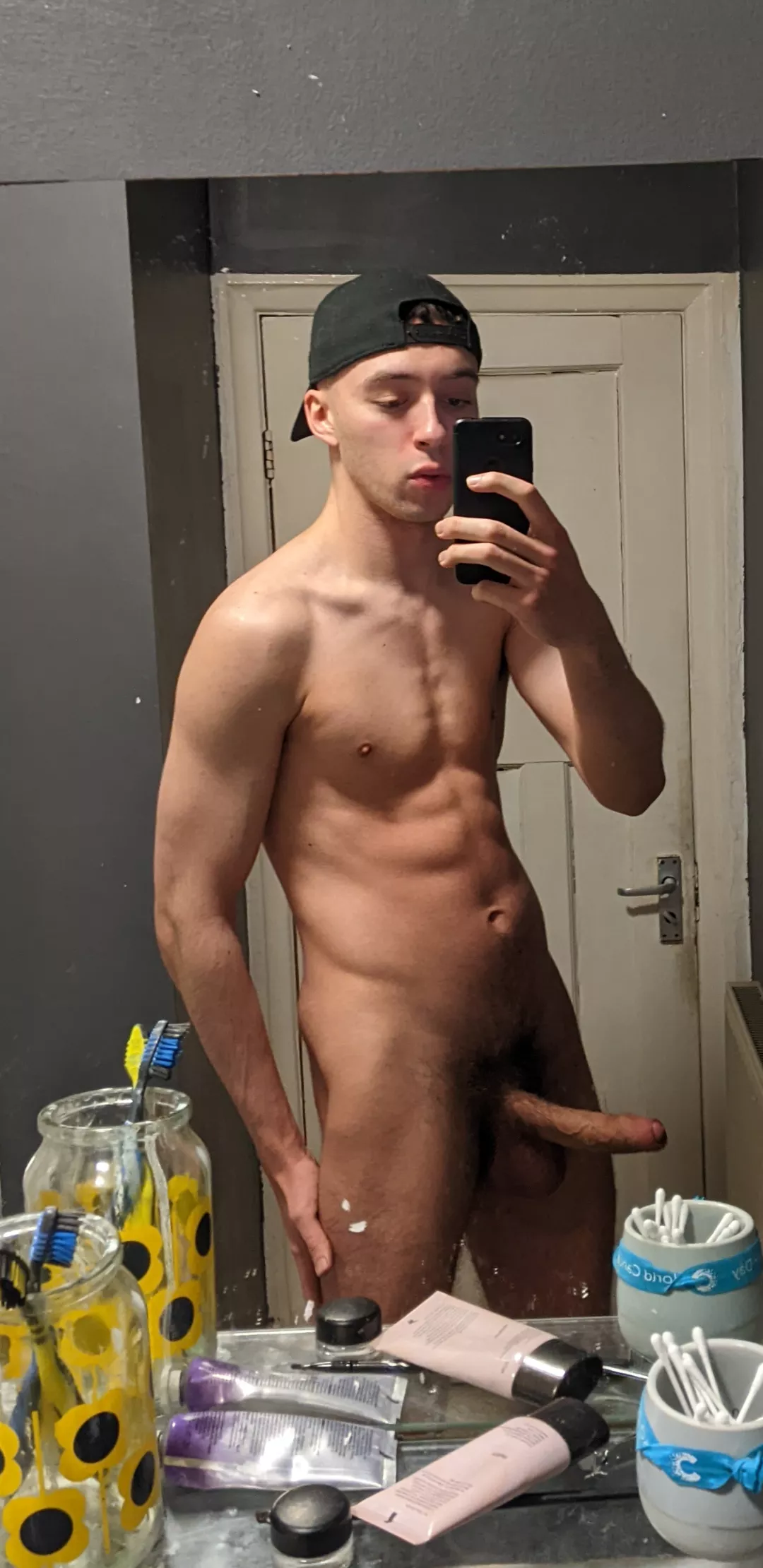 mirror selfie 😊