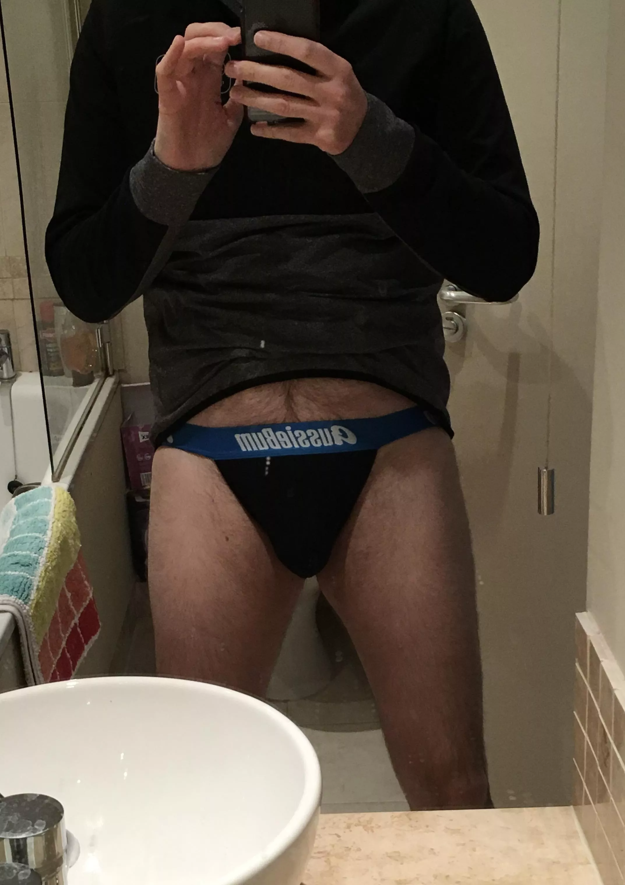 Miserable day here today. I probably should have worn something more substantial under my jeans while stood on the sidelines at rugby this morning. Miserable day here today. I probably should have worn something more substantial under my jeans while stood on the sidelines at rugby this morning.