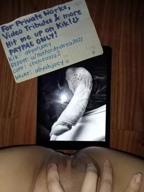 mmm my pussy is getting all ready for those hot tribs😜🤤