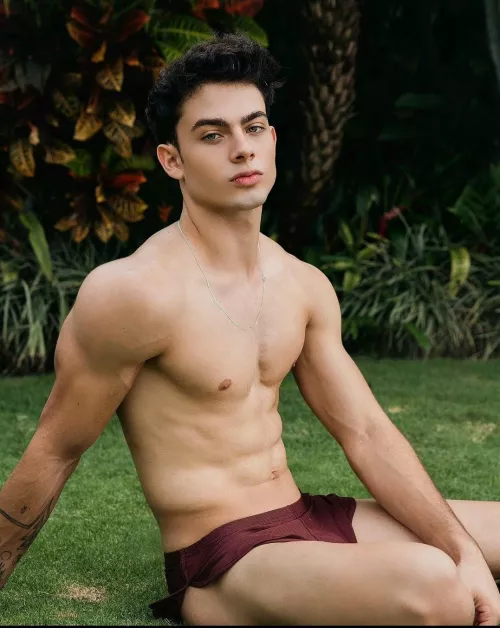 Model: Kendall...Agency: theone_agency...pic posted with permission from the photographer 📸 Jordan Ferreira