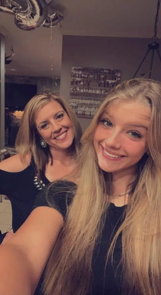 Mother or daughter?