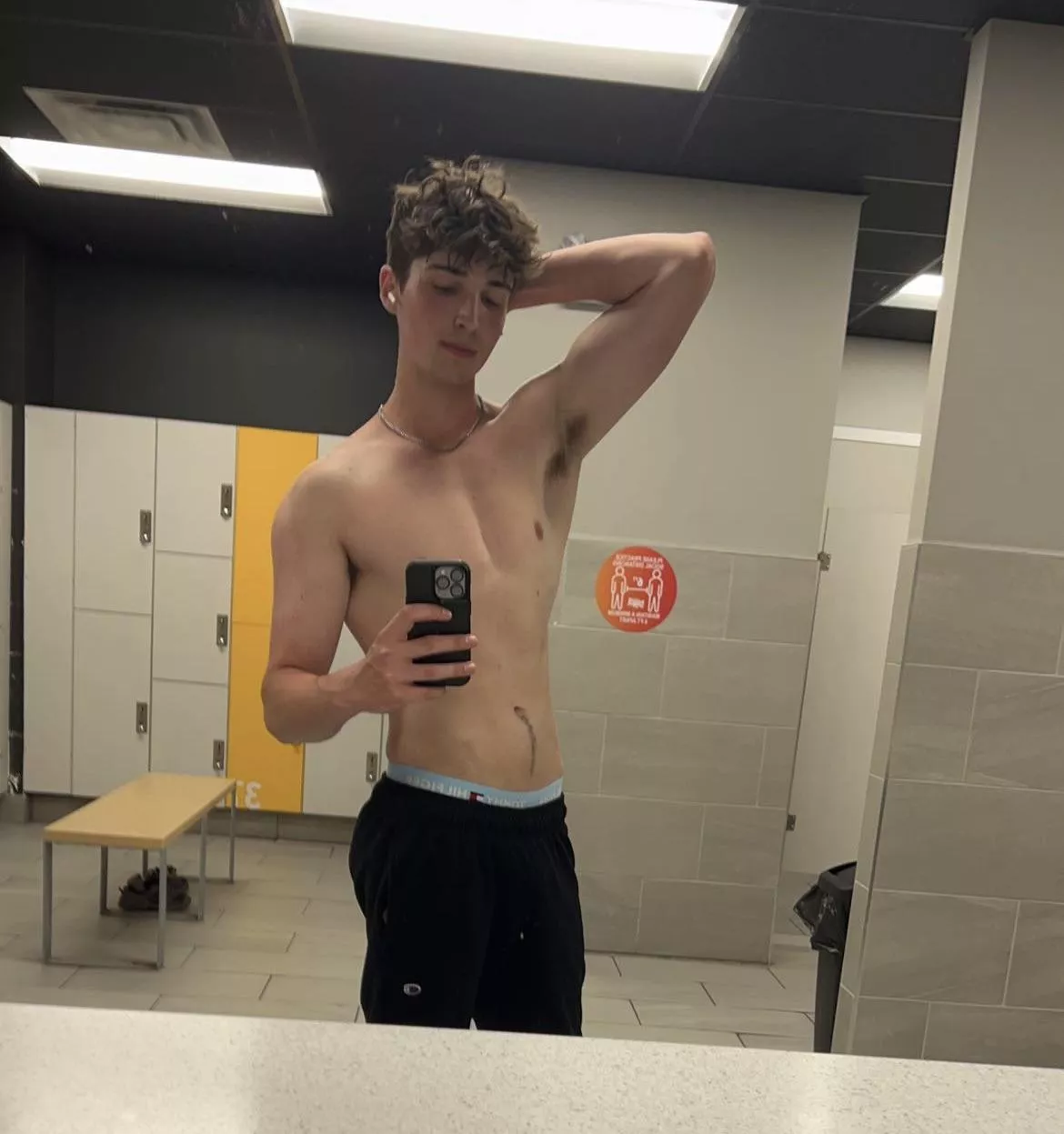 My armpits are so sweaty right now