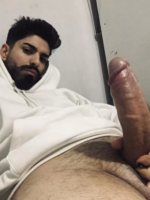 my cock is hot, and there are videos that show it😈