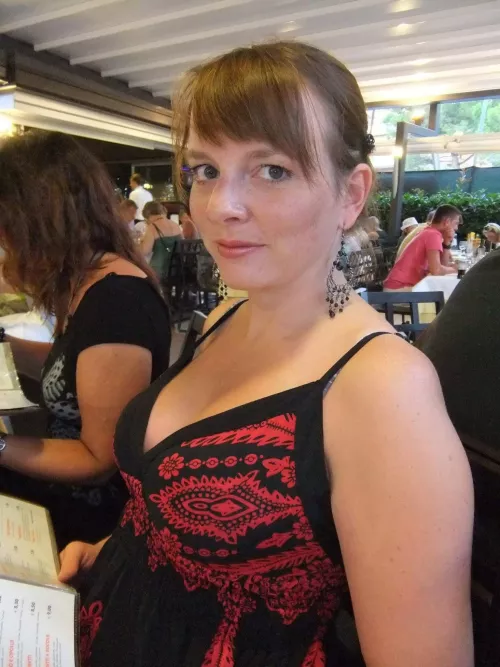 My Dream is That i Would fuck my mothers tits and Cum on her Face …. Would you do it Too ?