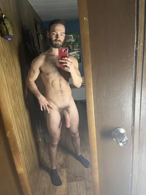 My eyes are up here 👆