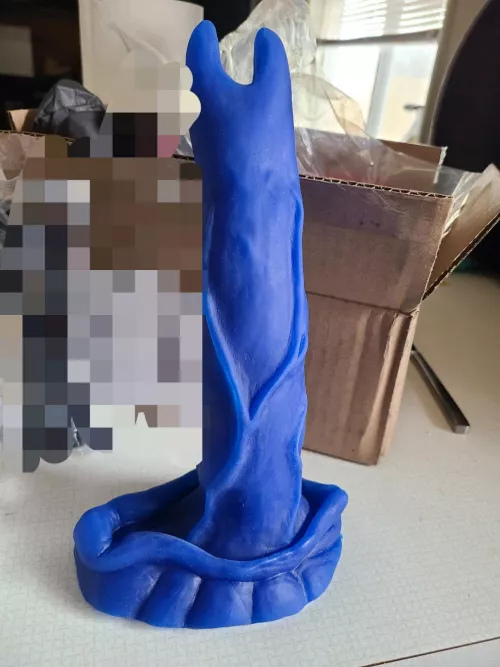 my new toy came. can't wait to try it 🤤🤤🤤