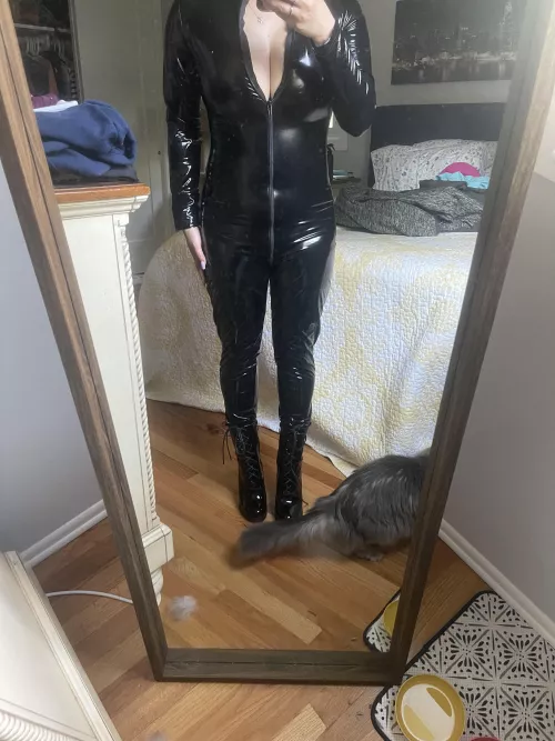 My tits are so big my catsuit won’t stay shut