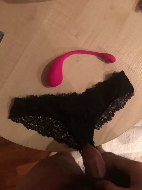 My wishlist for lovense toys👉👈 free use to donators😽