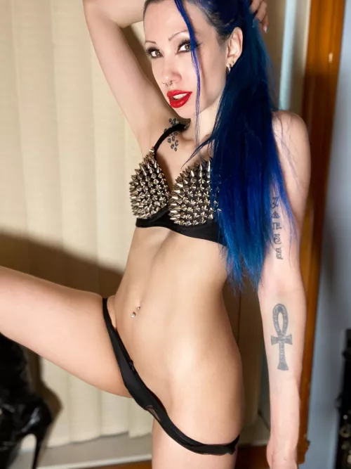 My XXX Onlyfans is now FREE 😍💦 Link below 😛 Xomel 💀💙