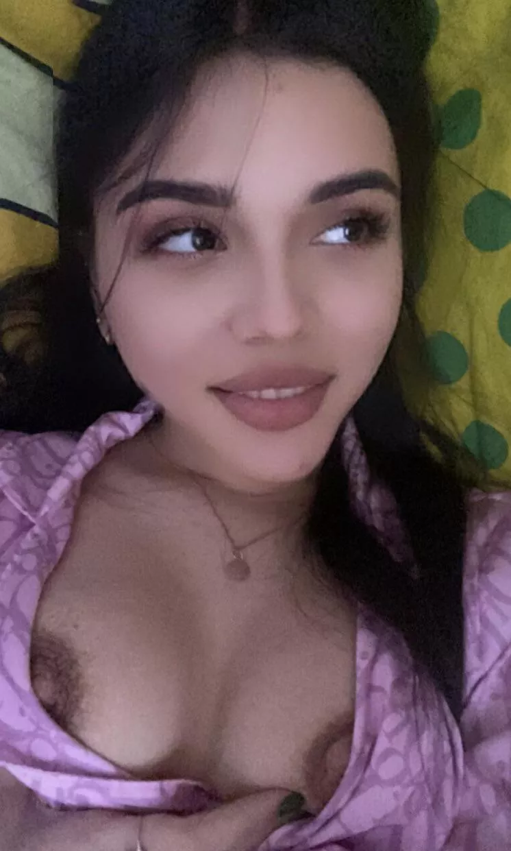 Natural tits