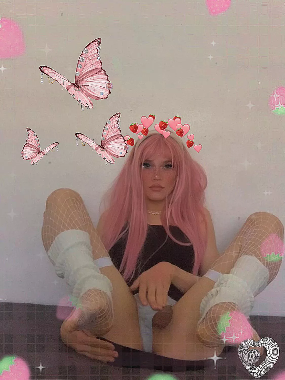 Need a dick in me tonight😩💗🌸