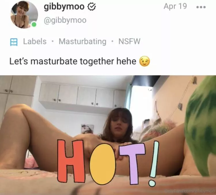 New hot masturbating video on my OnlyFans 🥵 Link in comments ⬇️