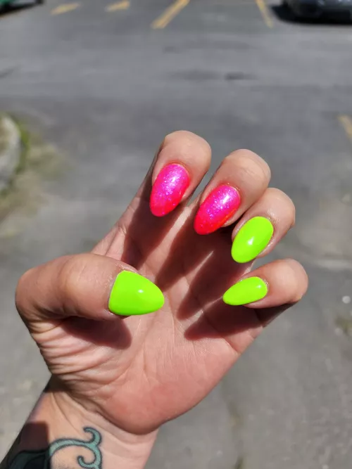 New nails! will look hot graving it!