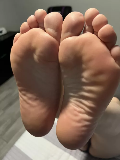 New to Reddit, looking for appreciation. DM’s welcome 🙂