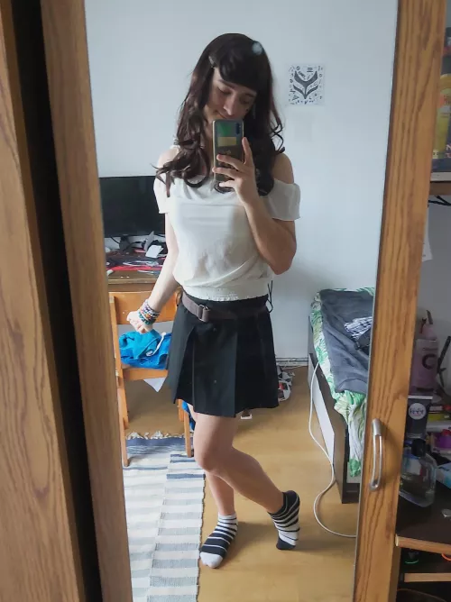 new top 🤍 also no tigh highs this time