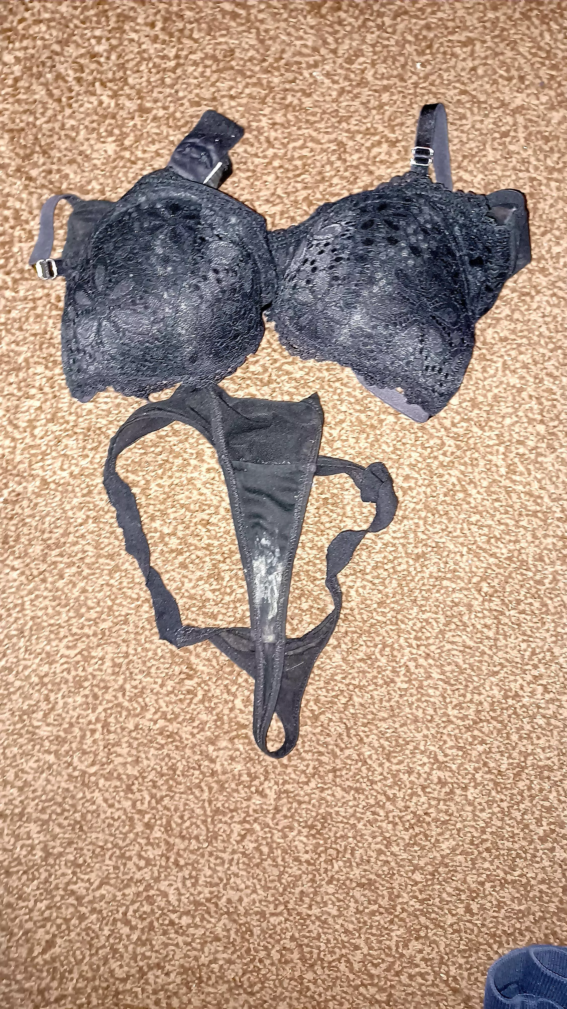 Nice pussy creamed thong and bra