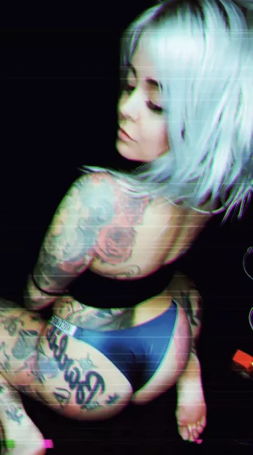 Nikki N9ne (@nikkinikkin9nedoors) [instagram]