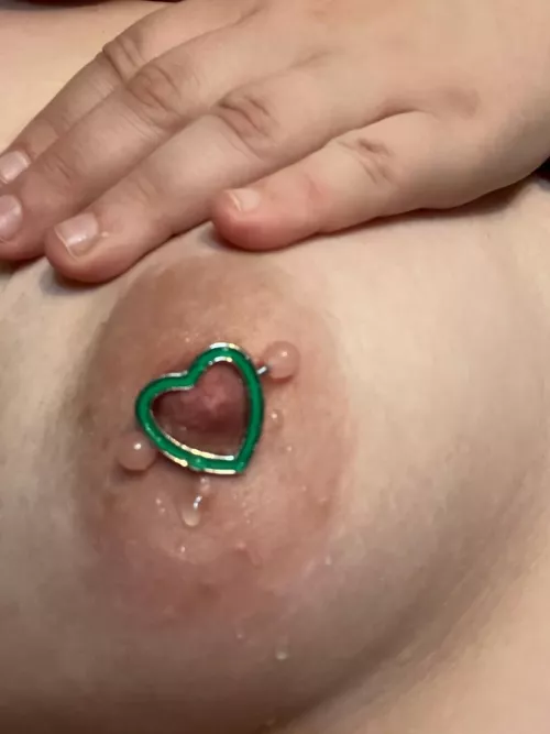 nipples are too big for this 😥