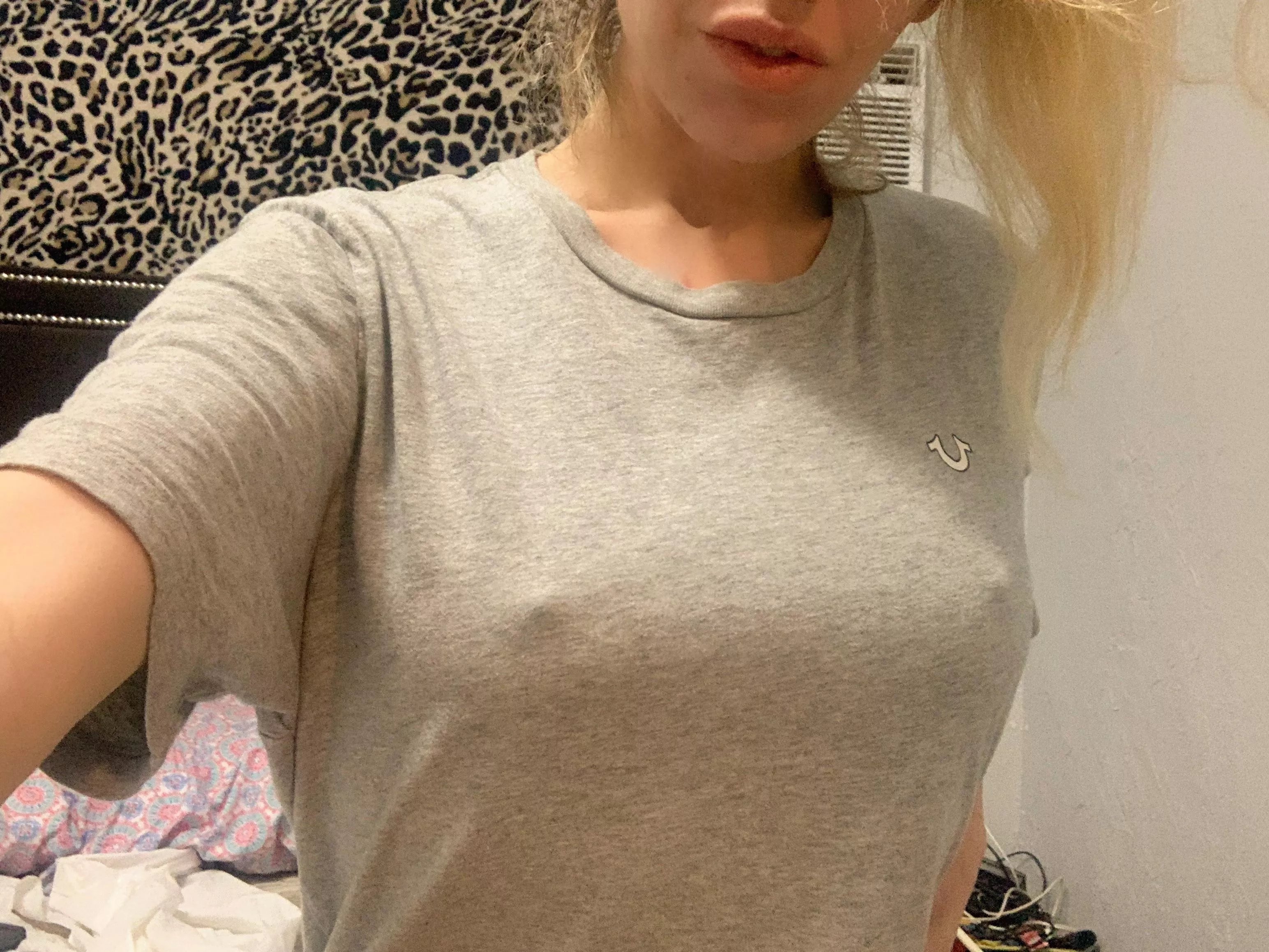 Nips showing and idgaf❤️‍🔥