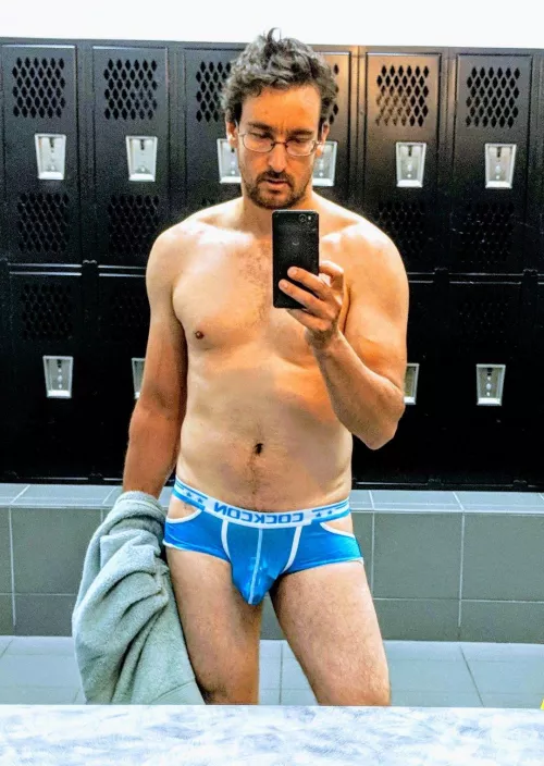 no gym selfies allowed