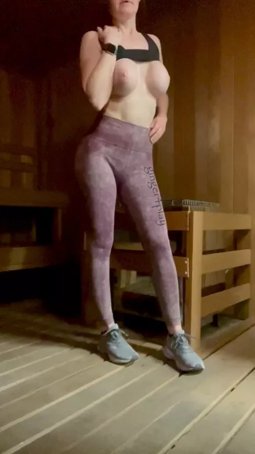 No one to chat with so I'll get you a pic if you want