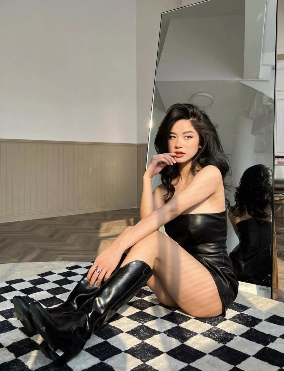 Noir lovely